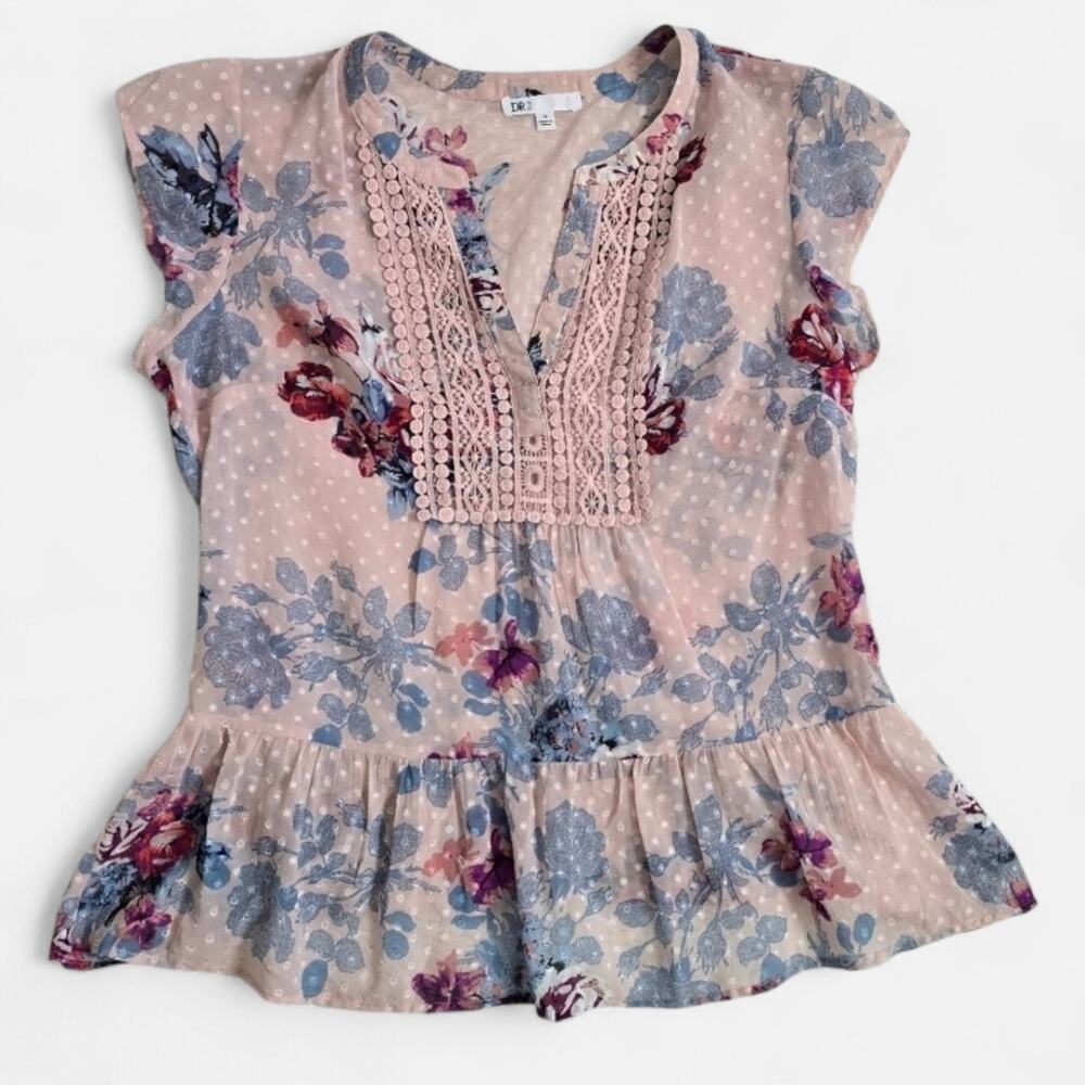 DR2 Daniel Rainn Pink Coquette Boho Romantic Floral Lace Trim Peplum Blouse